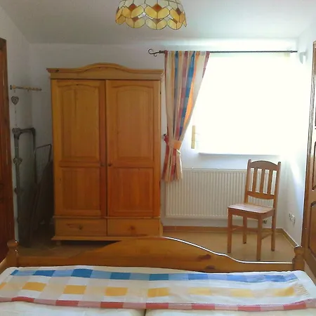 Haus Nina Semesterbostad